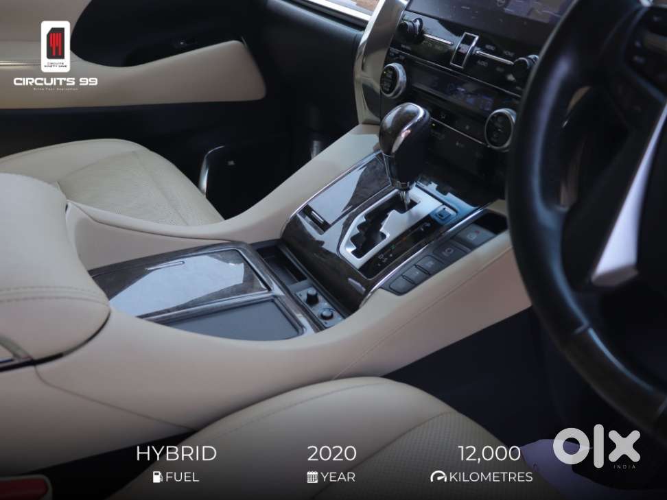 Toyota Vellfire 2.5 Executive Lounge, 2020, Petrol