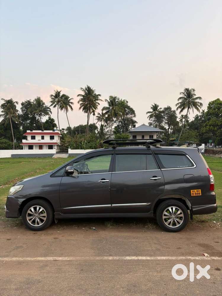 Toyota Innova 2016 Diesel Well Maintained