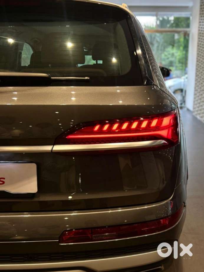 Audi Q7 Technology 55 Tfsi W/o Matrix, 2025, Petrol