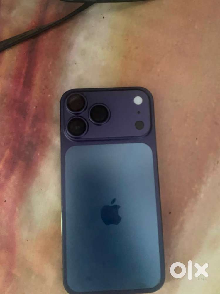 Iphone 14 pro max converted into 17 pro max 256 gb battery health 94%