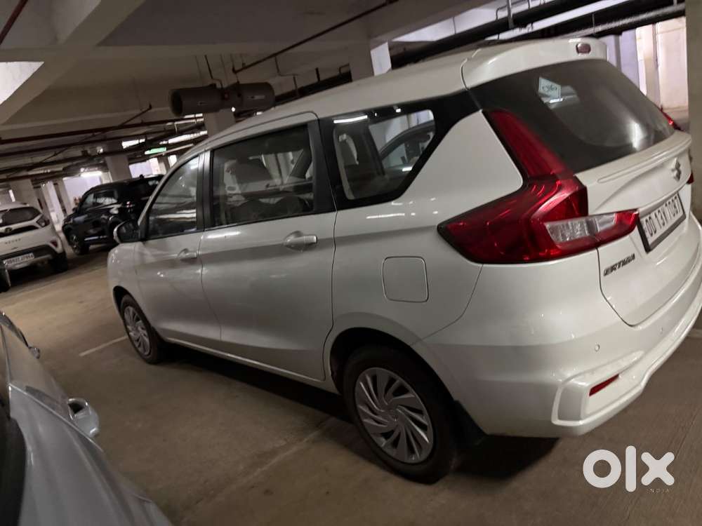 Maruti Suzuki Ertiga 2024 Petrol 390000 Km Driven