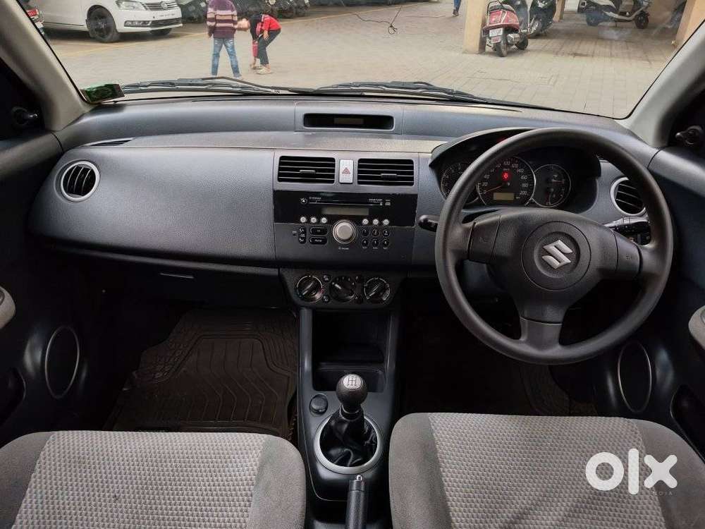 Maruti Suzuki Swift Dzire 1.2 Vxi Bsiv, 2012, Petrol
