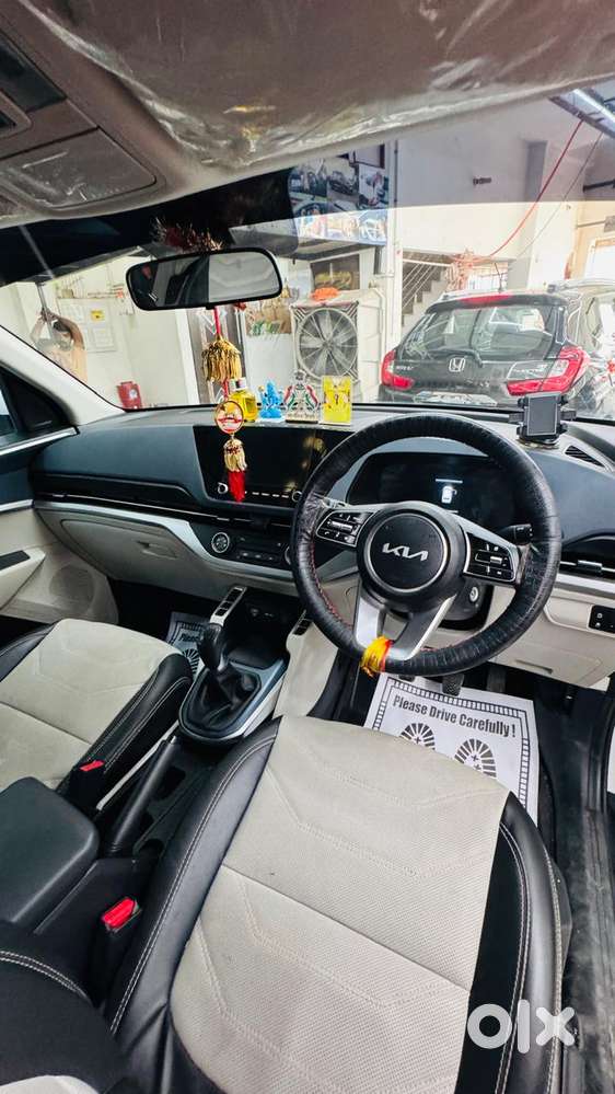 Kia Carens 1.5 Premium Diesel 7 Str Imt, 2025, Diesel