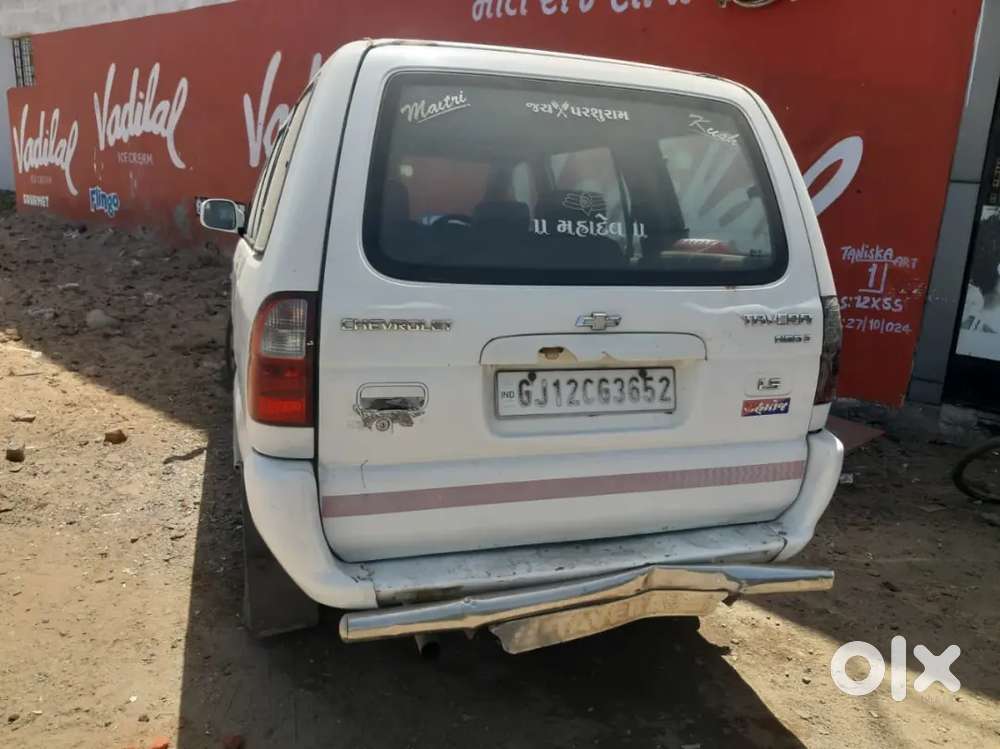 Chevrolet Tavera 2015