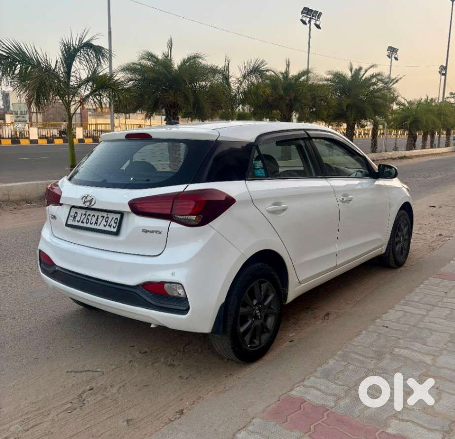 Hyundai I20 Sportz 1.2 Bs-iv, 2020, Petrol