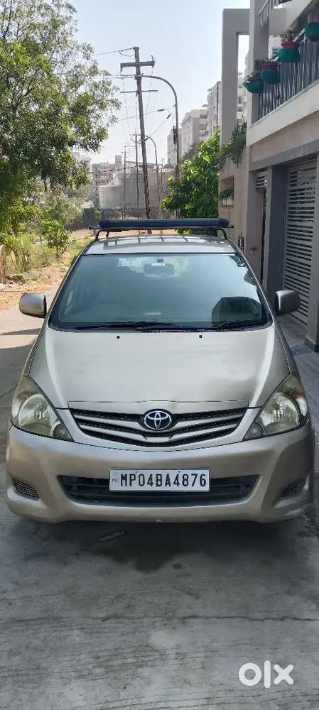 Toyota Innova 2.5 G 2010 Registered Till 2030