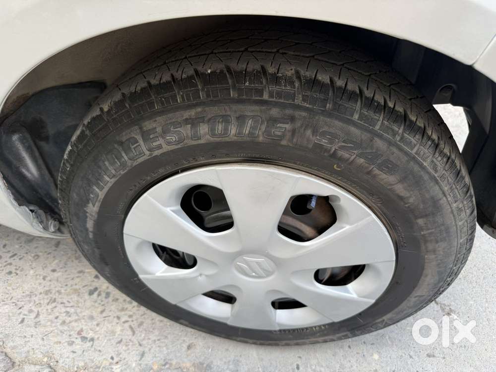 Maruti Suzuki Ritz Vxi Abs, 2014, Petrol