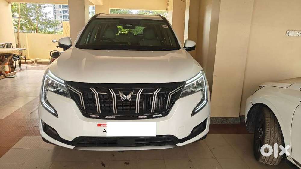 Mahindra Xuv700 2.0 Ax 7 Petrol At Luxury Pack Str, 2025, Petrol