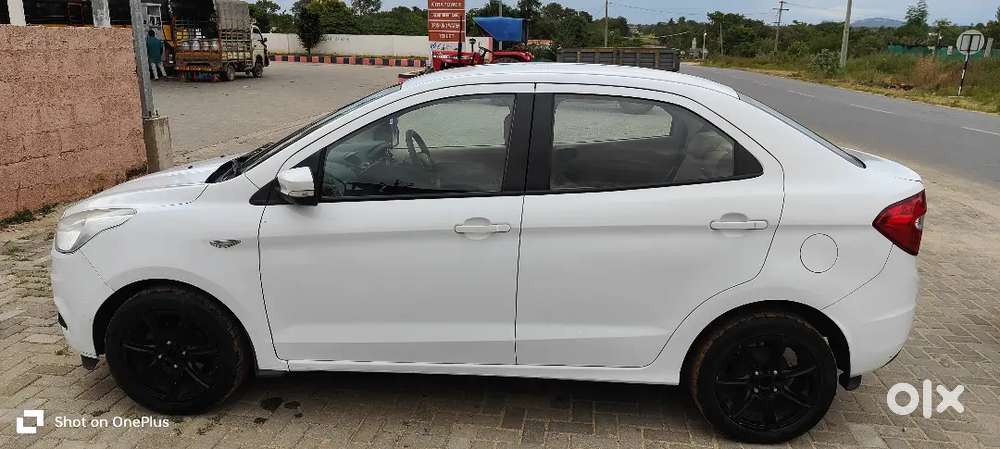 Ford Figo Aspire 2015 Diesel Manual Excellent Mileage