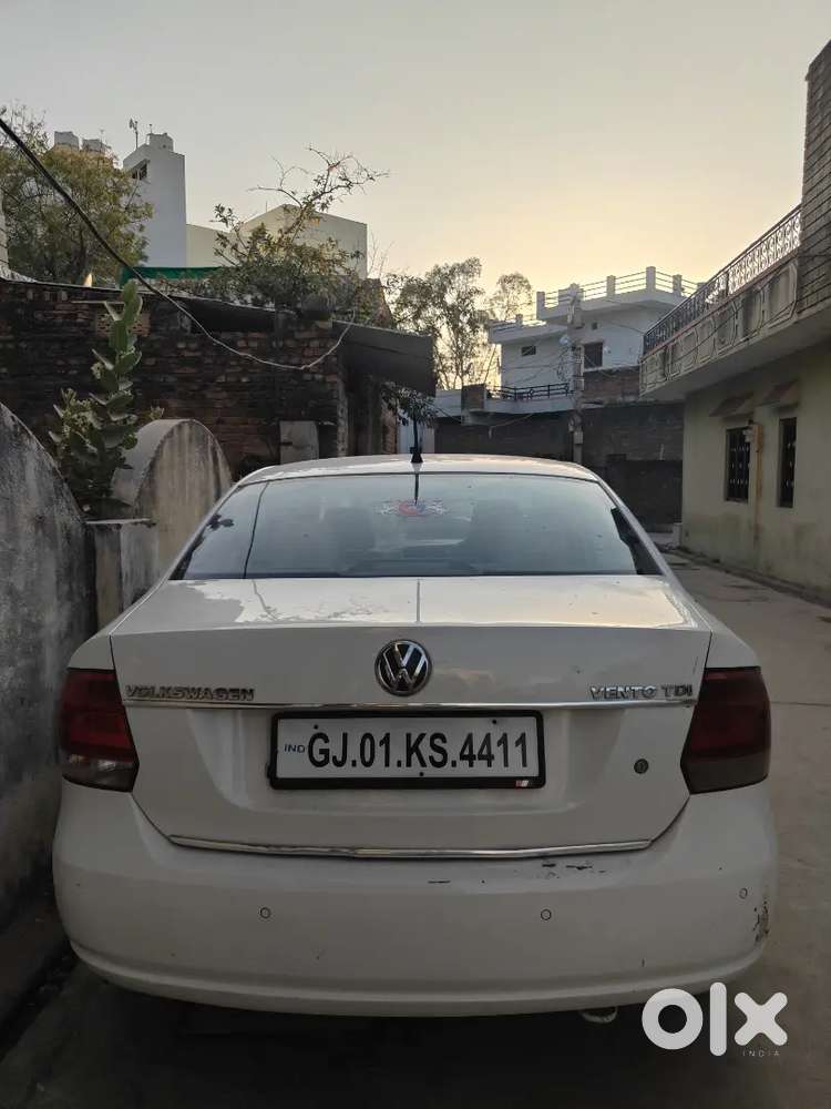 Volkswagen Vento 1.6 Cr (mt) Highline Diesel