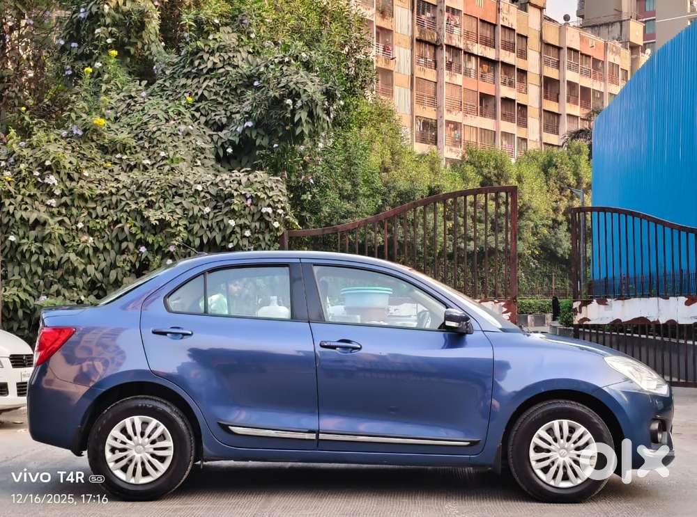 Maruti Suzuki Swift Dzire Vxi(o) At, 2017, Petrol
