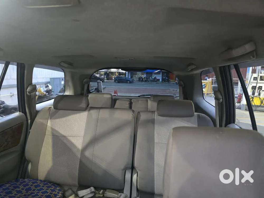 Toyota Innova 2013 V Varshan 2.5