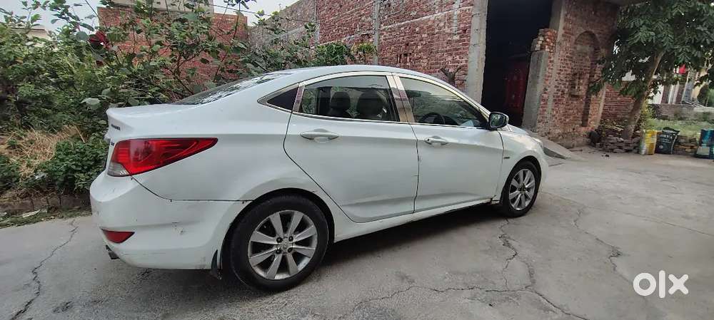 Hyundai Verna 2013 Diesel 82000 Km Driven