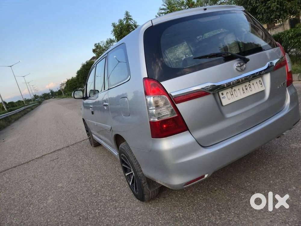 Toyota Innova 2.5 Vx 7 Seater Bs Iv, 2013, Diesel
