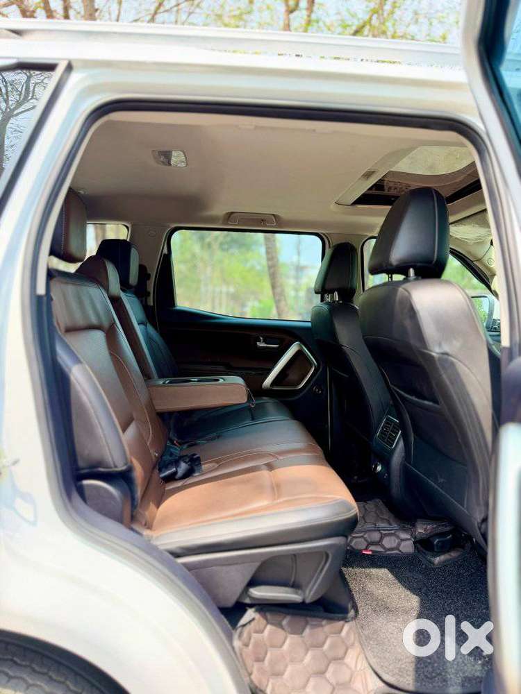 Mahindra Scorpio N Z8 Petrol At 7 Str, 2024, Petrol