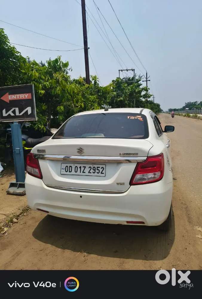 Maruti Suzuki Dzire 2018 Petrol 101900 Km Driven
