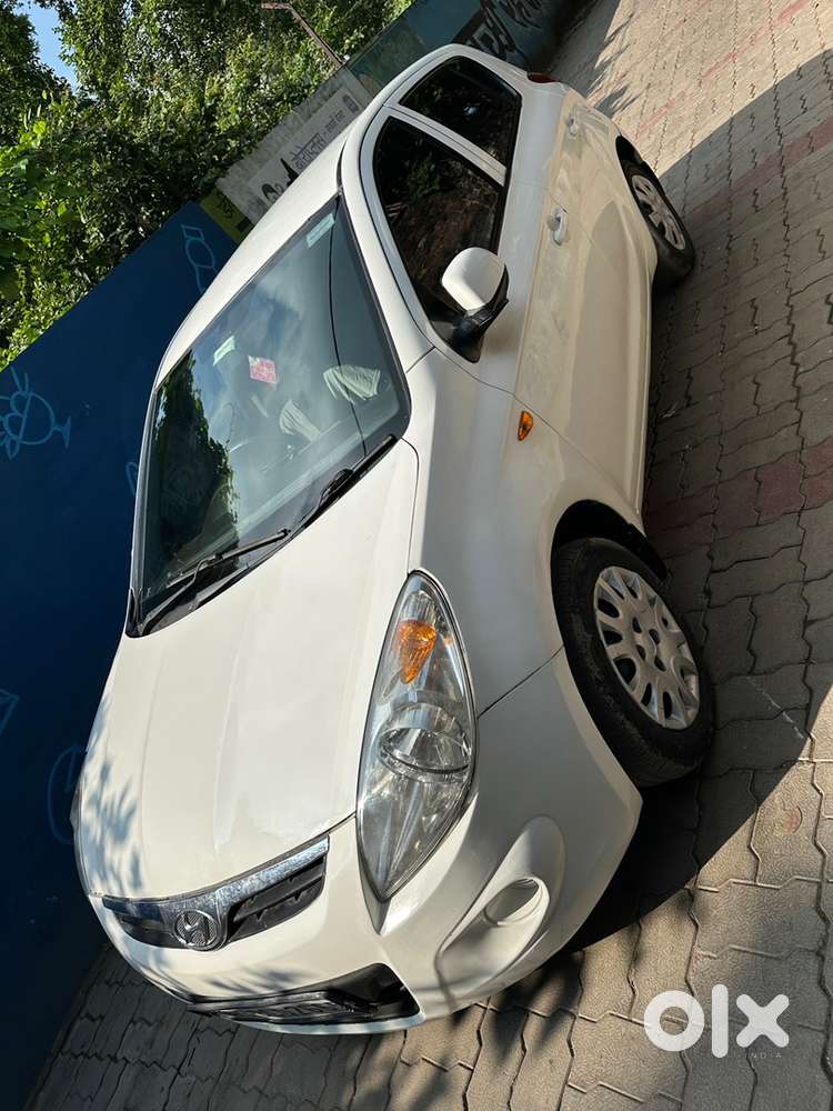 Hyundai I20 Diesel Manual 2012