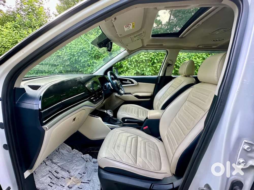 Kia Carens 1.5 Luxury Plus Diesel At 7 Str, 2023, Diesel