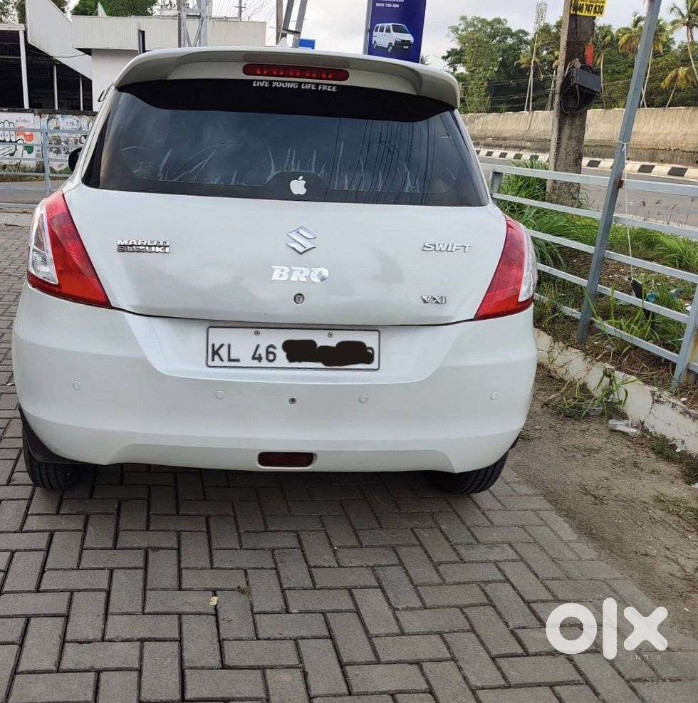 Maruti Suzuki Swift Vxi, 2015, Petrol