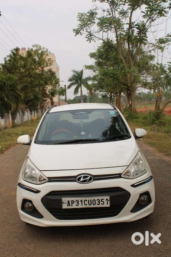 Hyundai Grand I10 2014 Petrol 90000 Km Driven