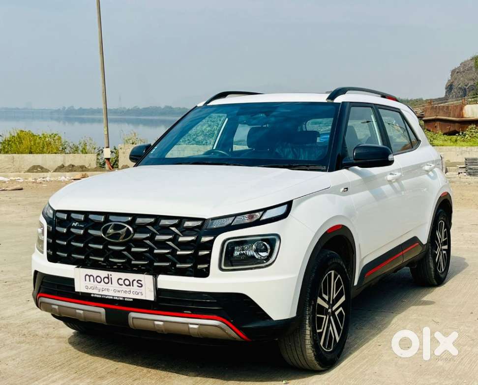 Hyundai Venue 1.0 Sx (o) Turbo Dct, 2023, Petrol