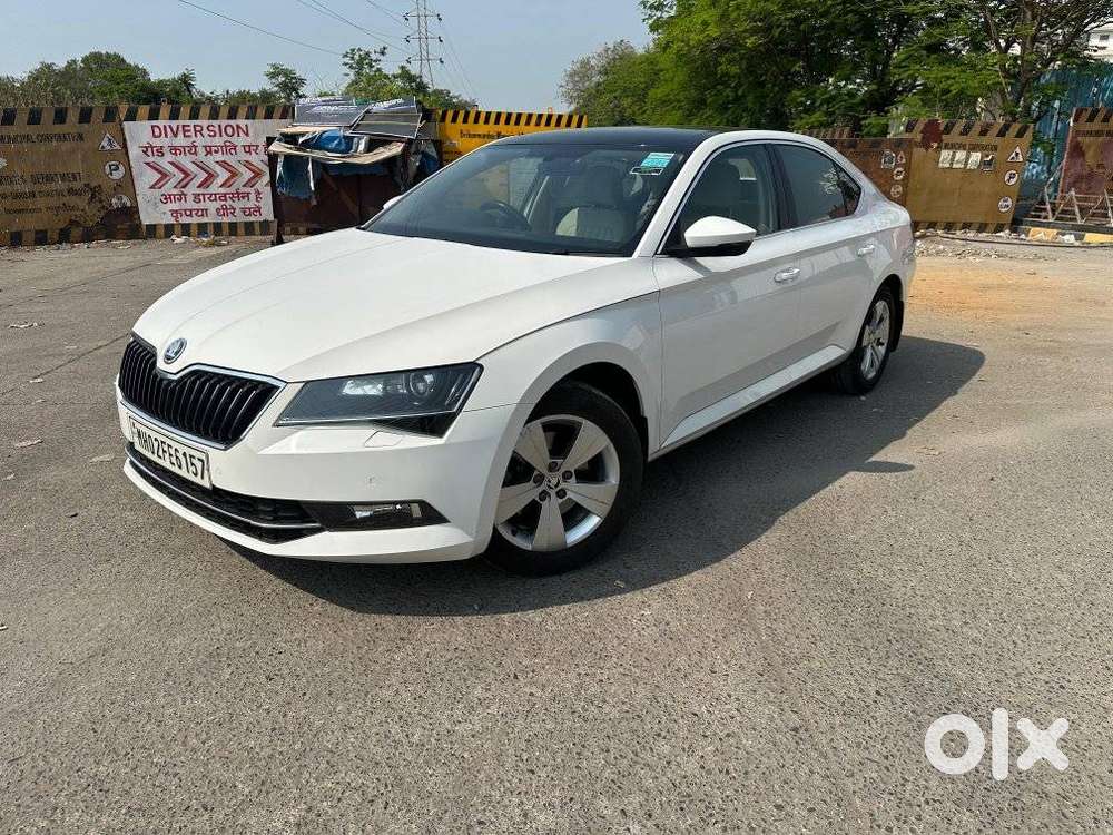 Skoda Superb Style 1.8, 2019, Petrol