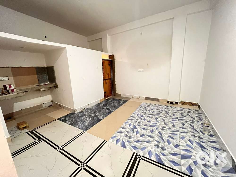 1 BHK ROOM AVAILABLE FOR RENT NEAR BHARUHANA CHAURAHA