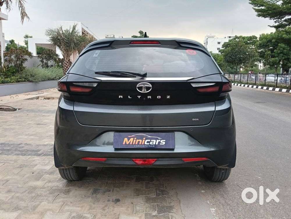 Tata Altroz Xza Plus (s), 2023, Petrol