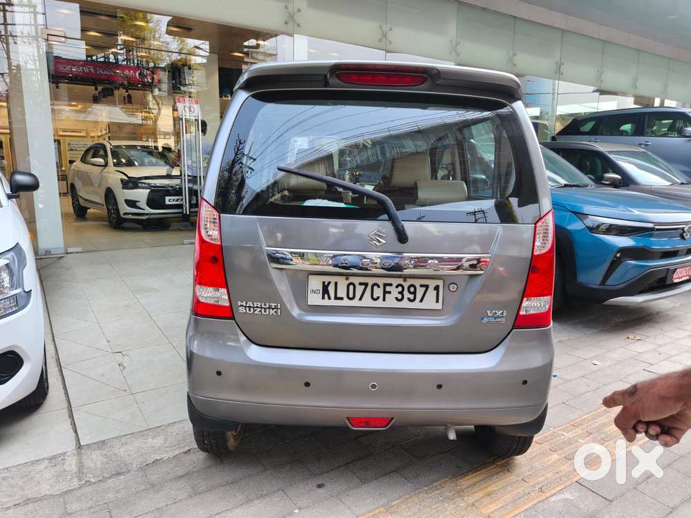 Maruti Suzuki Wagon R 1.0 Vxi Ags, 2015, Petrol