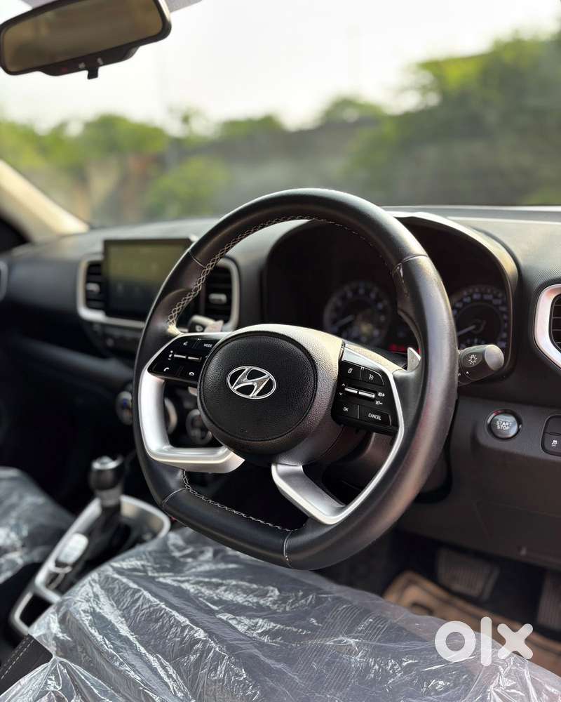 Hyundai Venue 1.0 Sx Plus Turbo Dct Dual Tone, 2020, Petrol