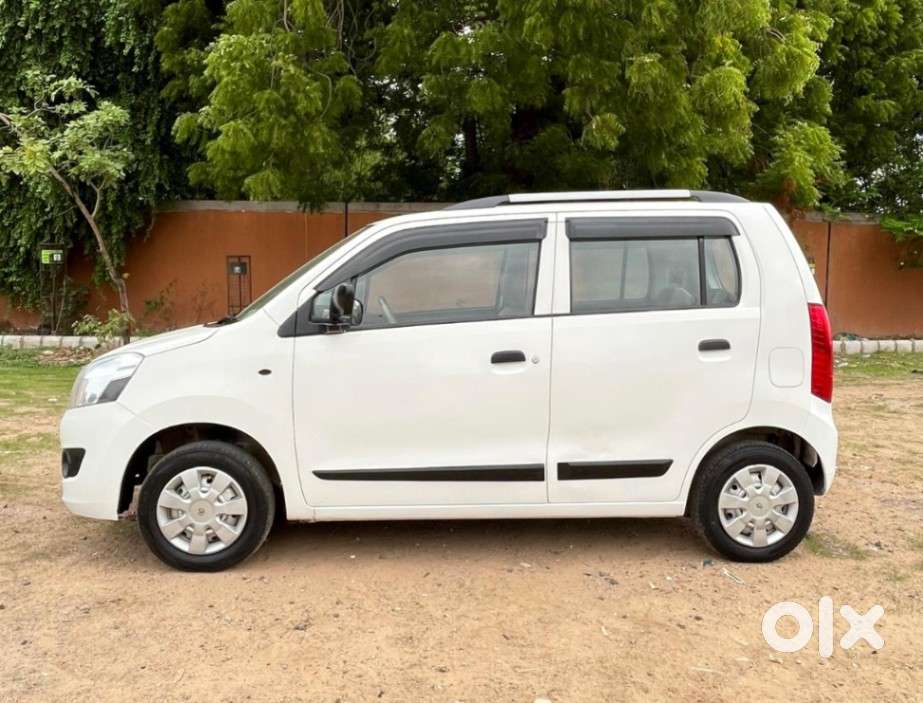 Maruti Suzuki Wagon R Lxi 1.0, 2016, Petrol