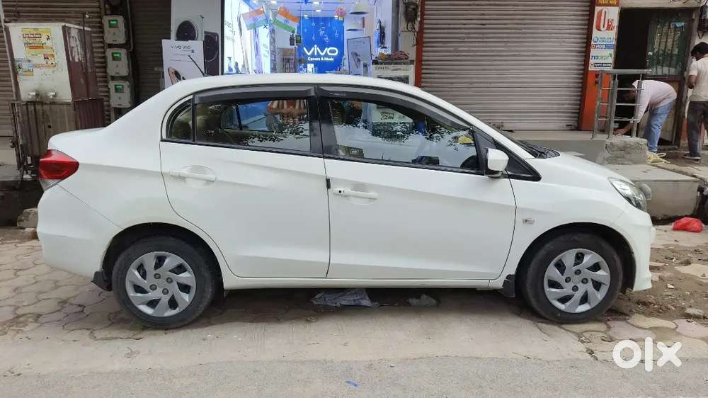 Honda Amaze 1.5 E 2013