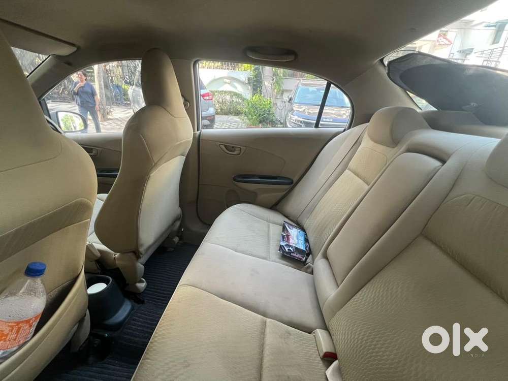 Honda Amaze S 2015 Petrol Well Maintained