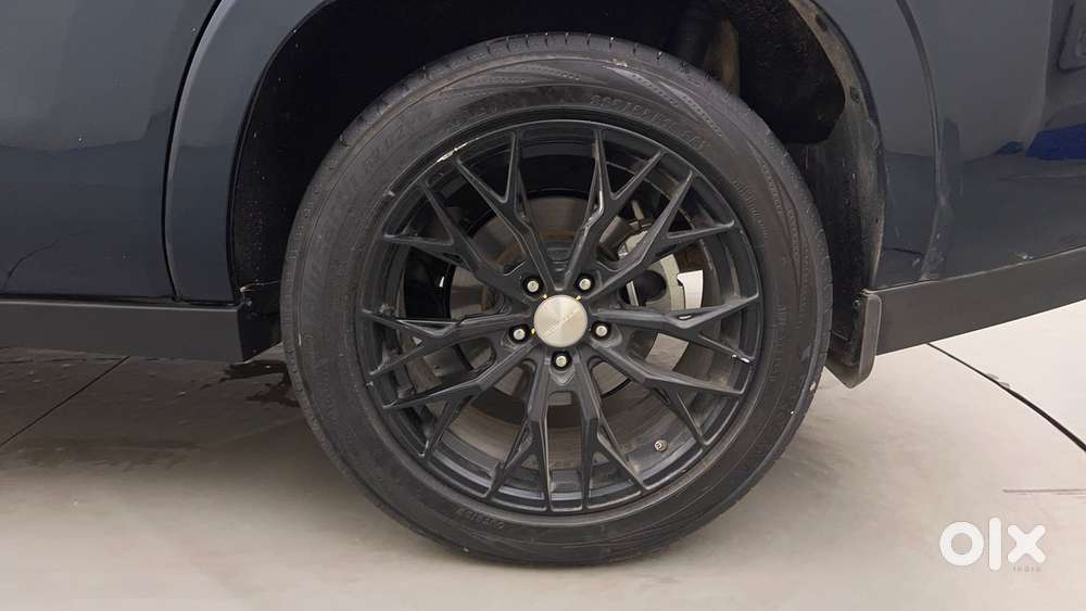 Toyota Innova Hycross 2.0 Vx Hybrid 7 Str, 2024, Cng & Hybrids