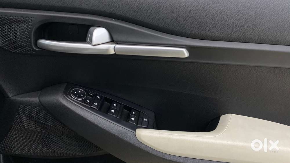 Kia Seltos Htk Plus G, 2022, Petrol