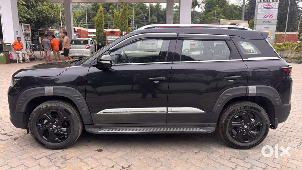 Maruti Suzuki Brezza 1.5 Zxi Smart Hybrid, 2025, Petrol