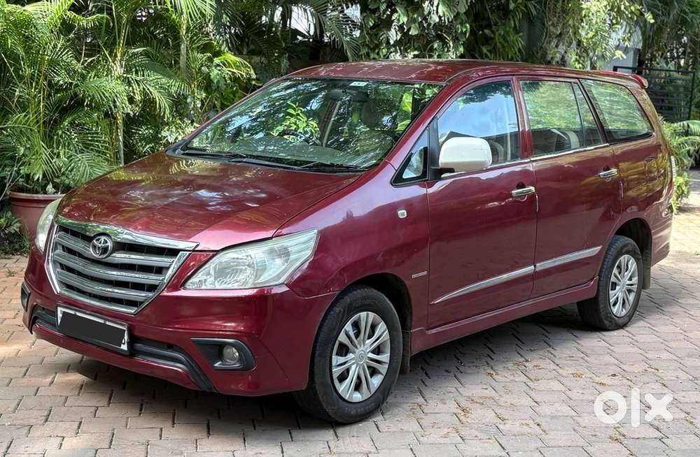 Toyota Innova Diesel 2012