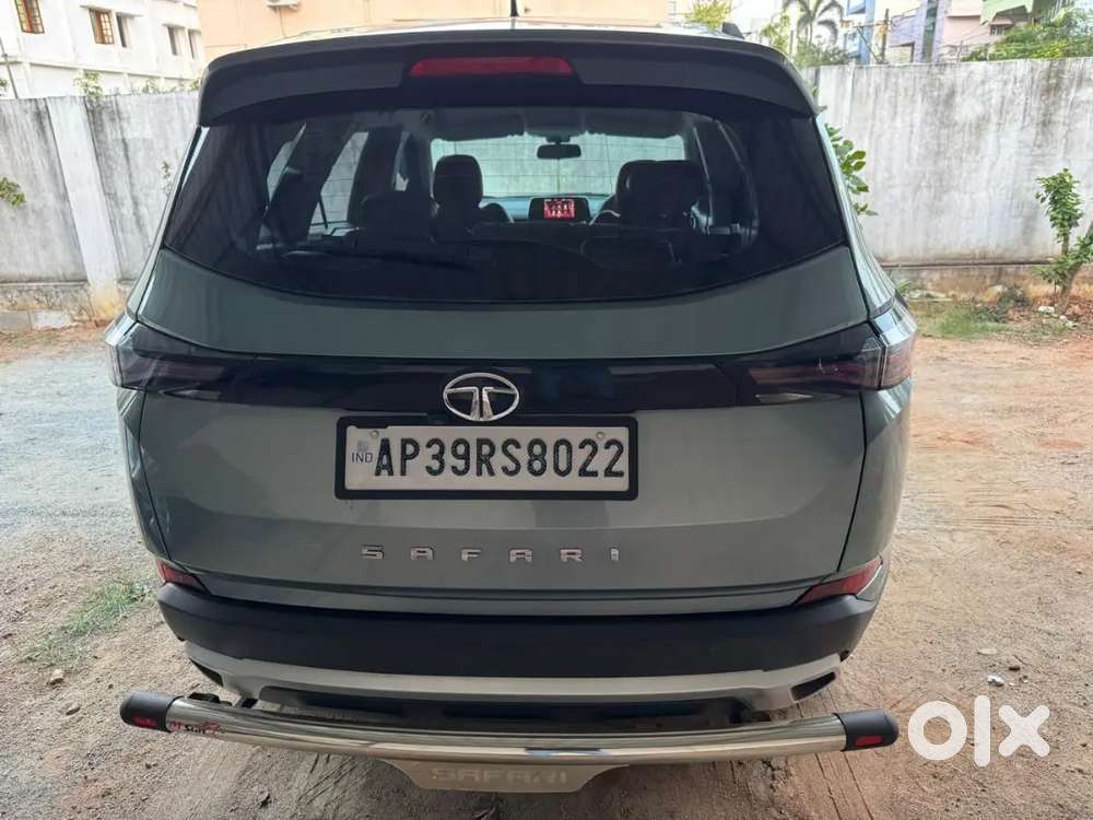 Tata Safari 2023 Diesel 49500 Km Driven