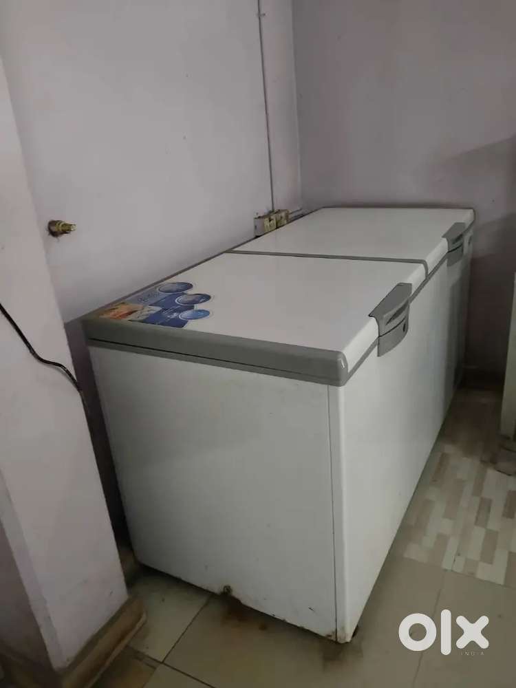Grinder, gas stove, freezer