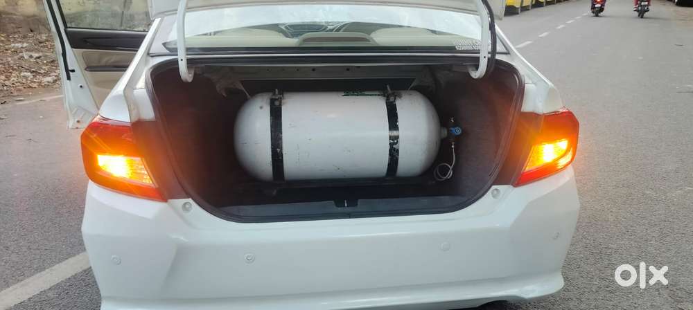 Honda Amaze 1.2 V I-vtec Mt, 2018, Cng & Hybrids