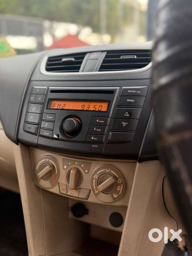 Maruti Suzuki Dzire 1.2 Vxi, 2014, Petrol