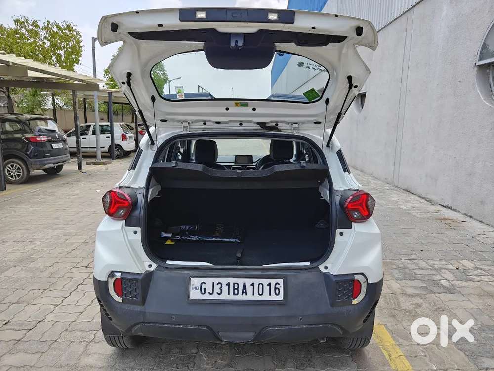 Tata Punch Dazzle Sunroof 2024 Model Car