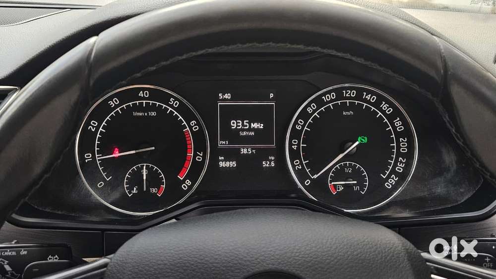 Skoda Superb Style 1.8 Tsi At, 2016, Petrol
