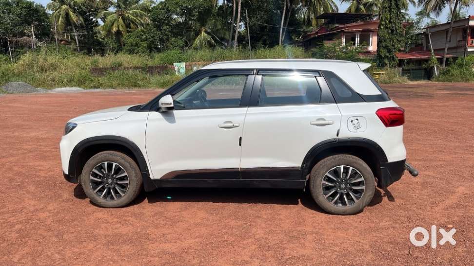 Maruti Suzuki Brezza Zxi Plus Smart Hybrid, 2022, Lpg