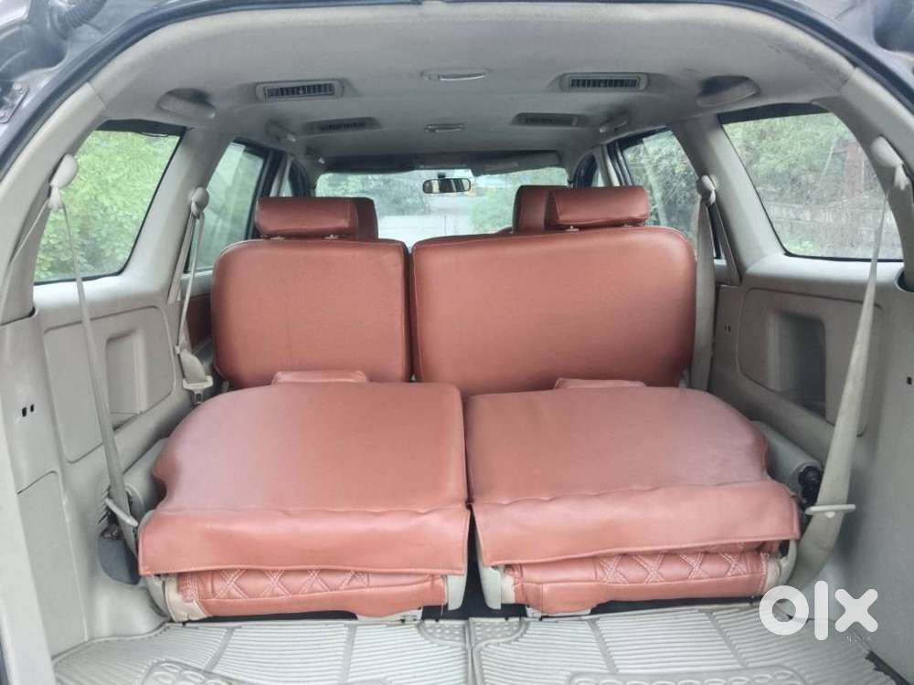 Toyota Innova 2.5 V 7 Str, 2010, Diesel