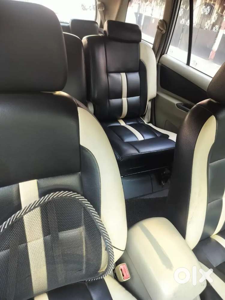 Innova 2011 Second Owner Ship Insurance Current Excellent Condition..