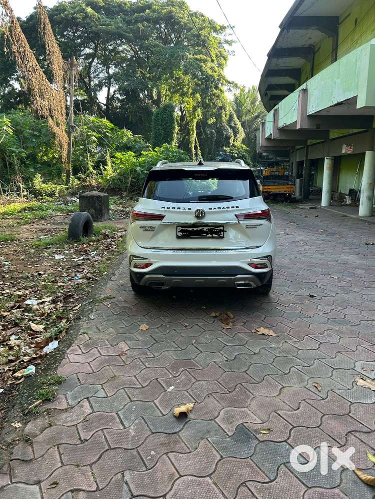 Sunroof, Electric Seats, Ventilated Seats, 360 Cam, Etc Etc