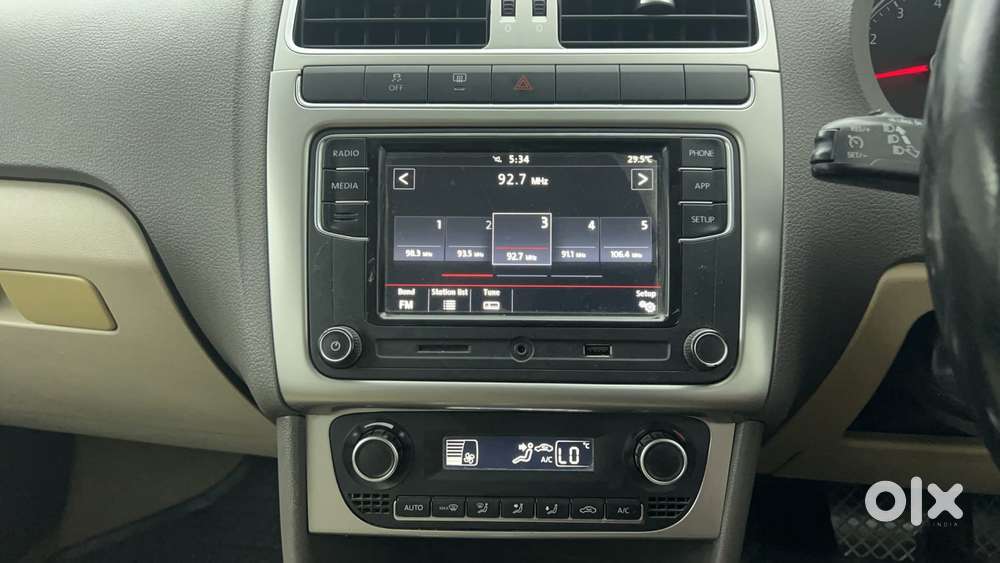 Volkswagen Vento 1.2l Tsi Highline Plus At Petrol, 2017, Petrol