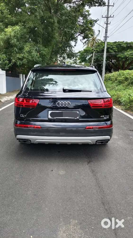 Audi Q7 (prestine Condition)