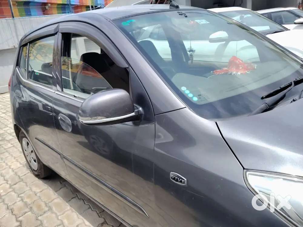 Hyundai I10 Sportz 2011 Rc/fitness Valid Upto 2031